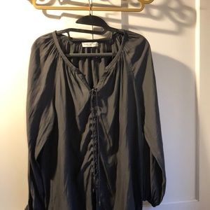Ramy Brooks silk gray blouse. Size Medium